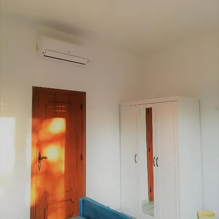 Vivi Conero Gæstehus *