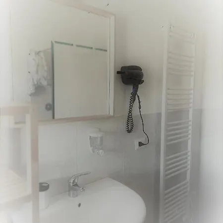 Vivi Conero Konukevi