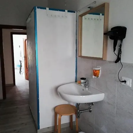 Pensión Vivi Conero
