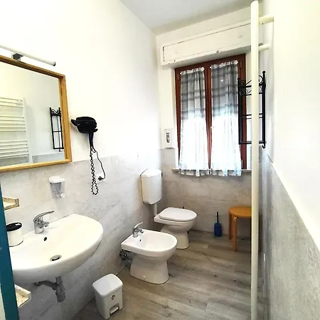 Vivi Conero Guest house 3*
